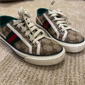 WOMEN'S GG GUCCI TENNIS SHOES
